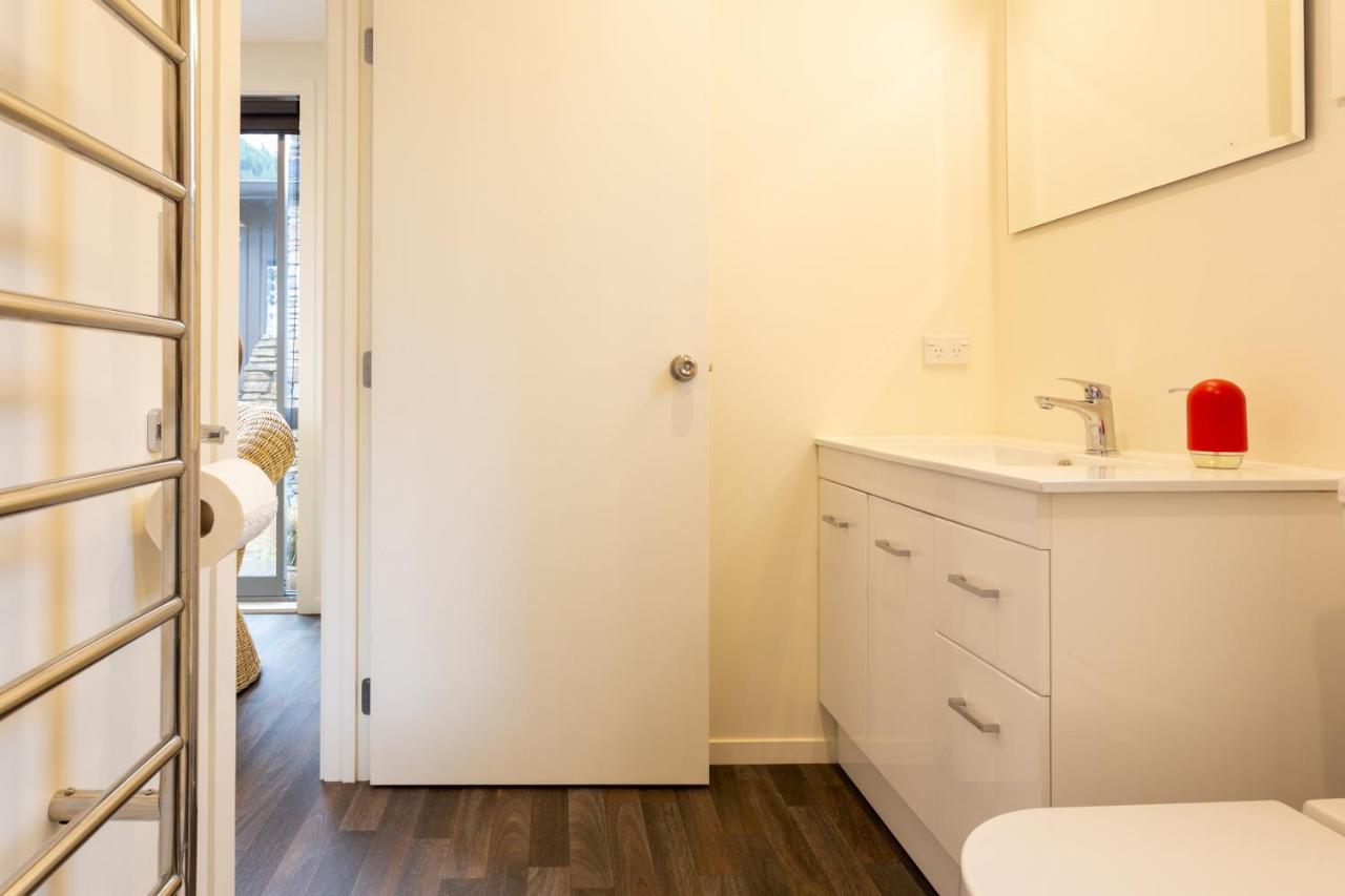 Classy Cabin - In Town - Spa Pool Queenstown Ngoại thất bức ảnh